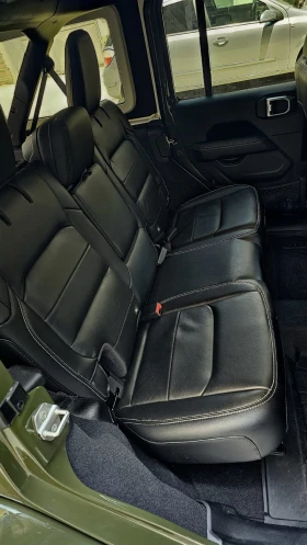 Jeep Wrangler Sahara | Mobile.bg    15