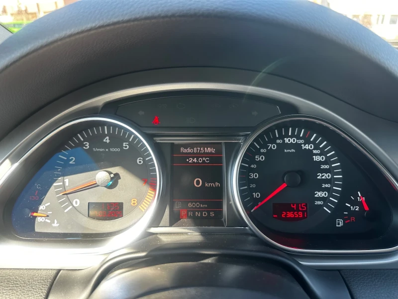 Audi Q7 4.2 + Газова уредба STAG, снимка 4 - Автомобили и джипове - 49405449