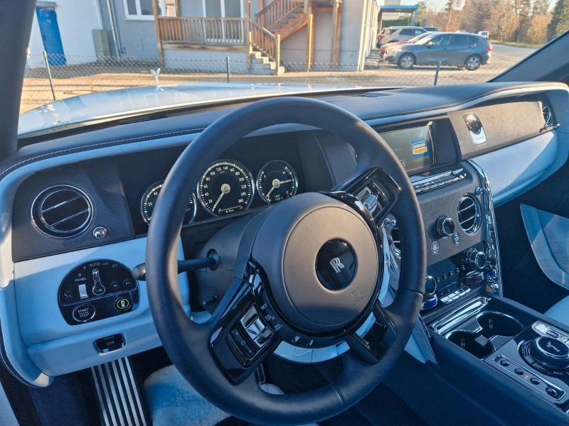 Rolls-Royce Cullinan 6.7 V12/ BESPOKE/ SHOOTING STAR/ 4-SEATS/ TV/, снимка 8 - Автомобили и джипове - 52811691