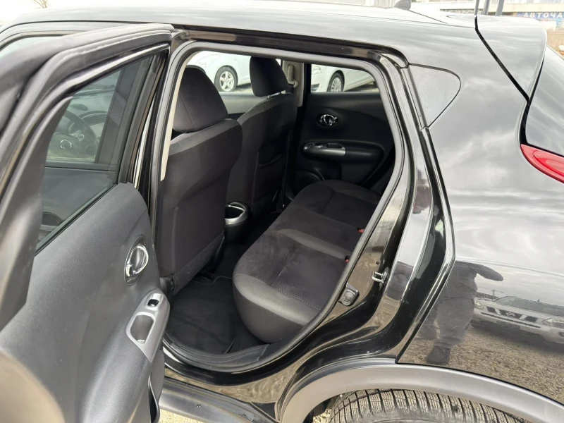Nissan Juke 1.6i Swiss, снимка 15 - Автомобили и джипове - 53235416