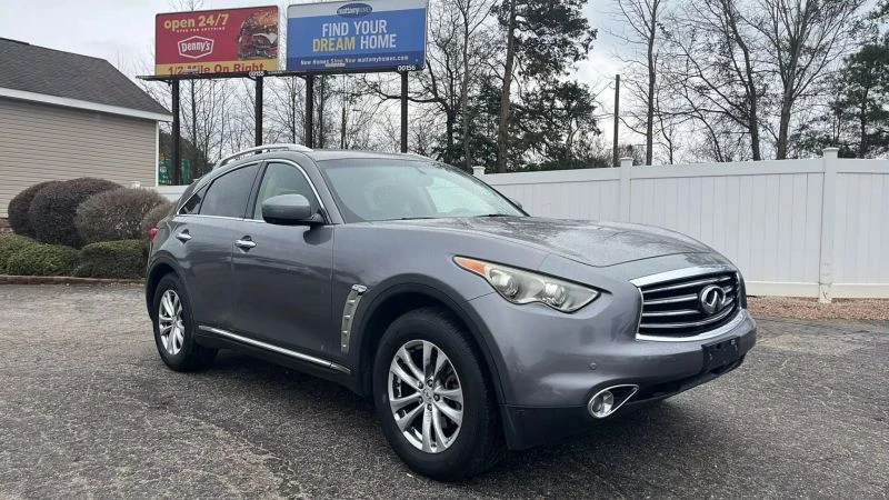 Infiniti QX70, снимка 1 - Автомобили и джипове - 49142883