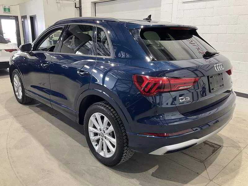Audi Q3 Comfort AWD Leather Panoramic Sunroof Rearview Cam | Mobile.bg � ����������� 3