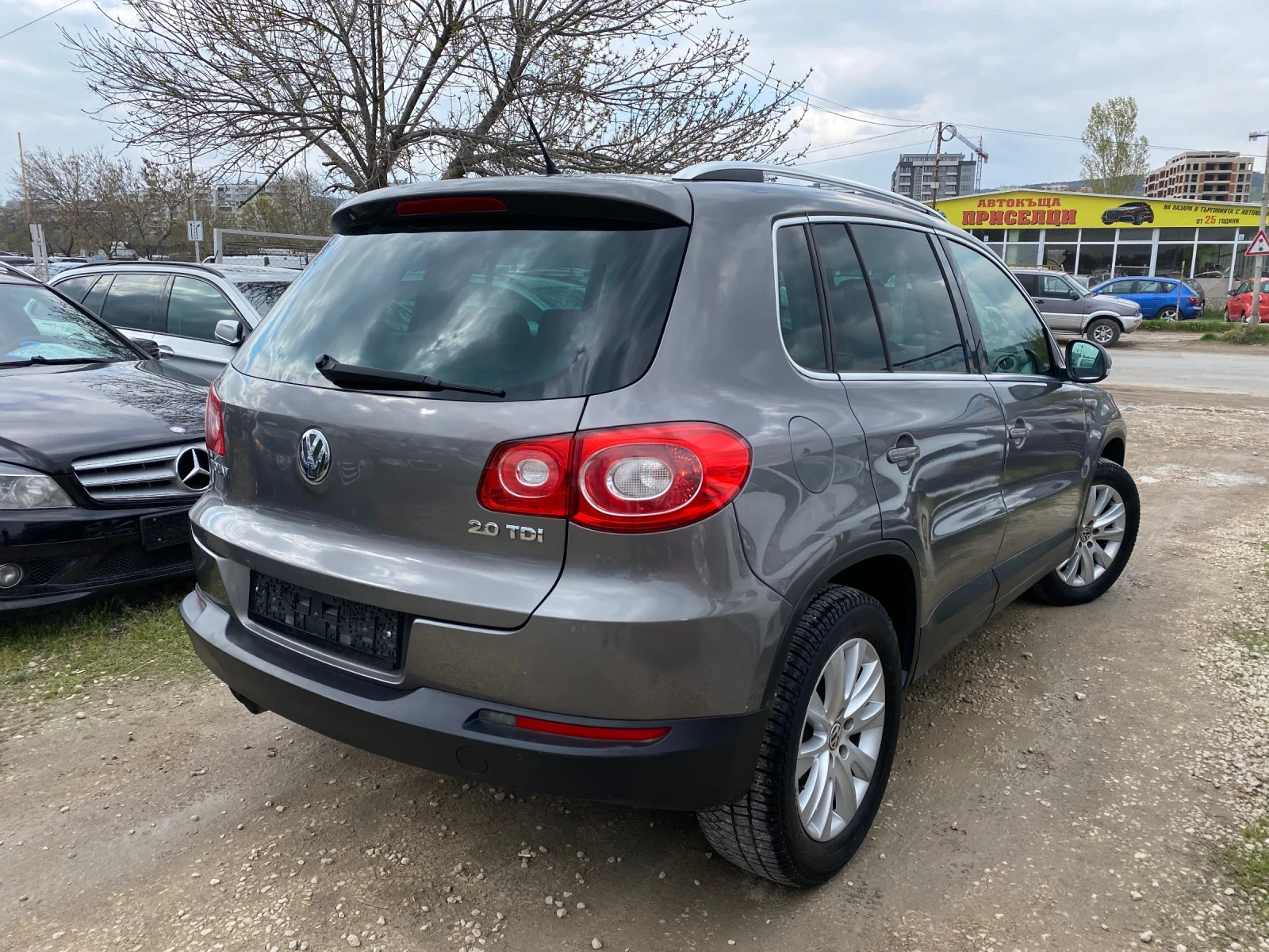 VW Tiguan 2.0 TDI 4x4 213.000 КМ - изображение 4