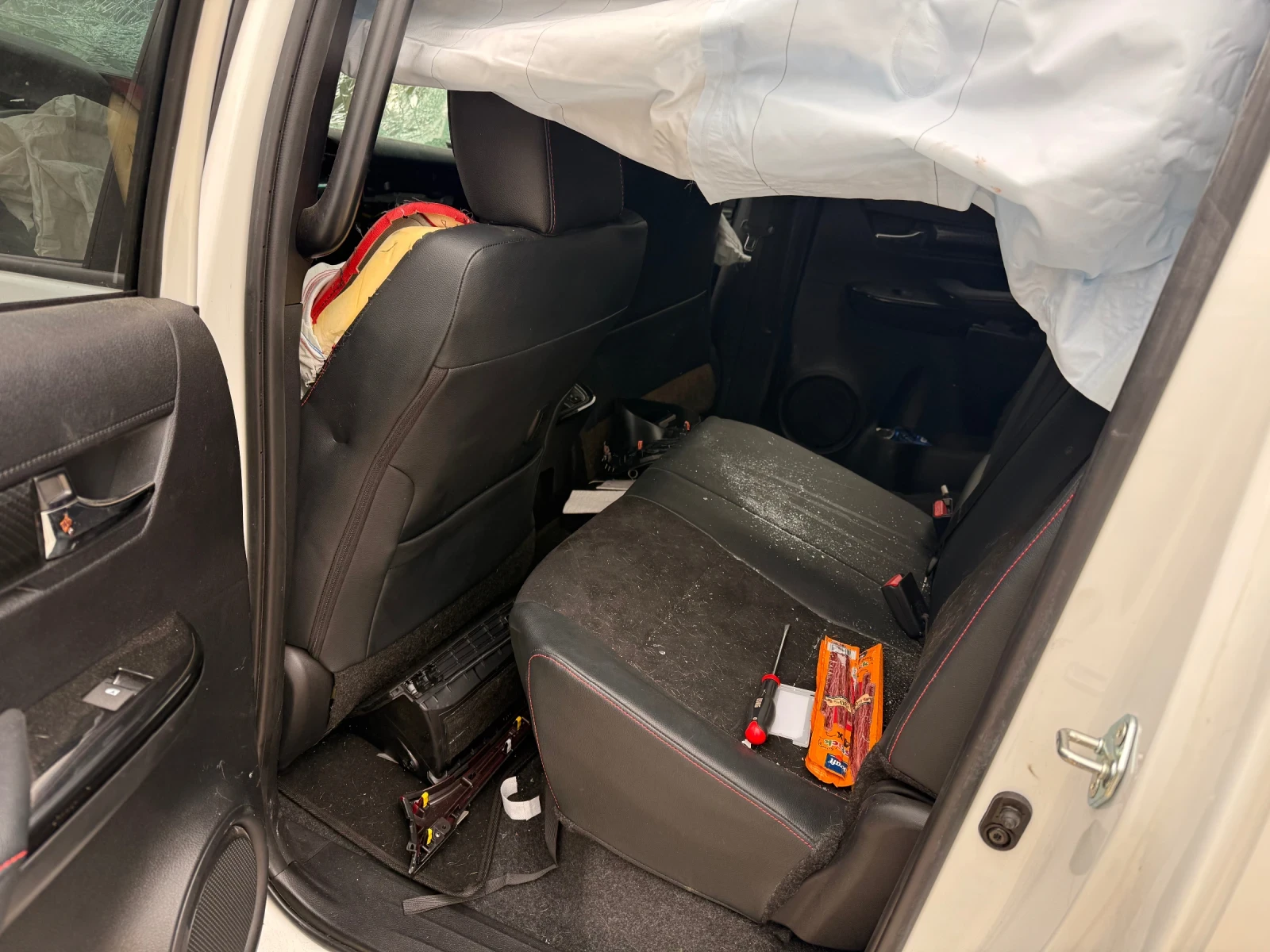 Toyota Hilux 2, 8D GR SPORT DC 4X4 | Mobile.bg   12