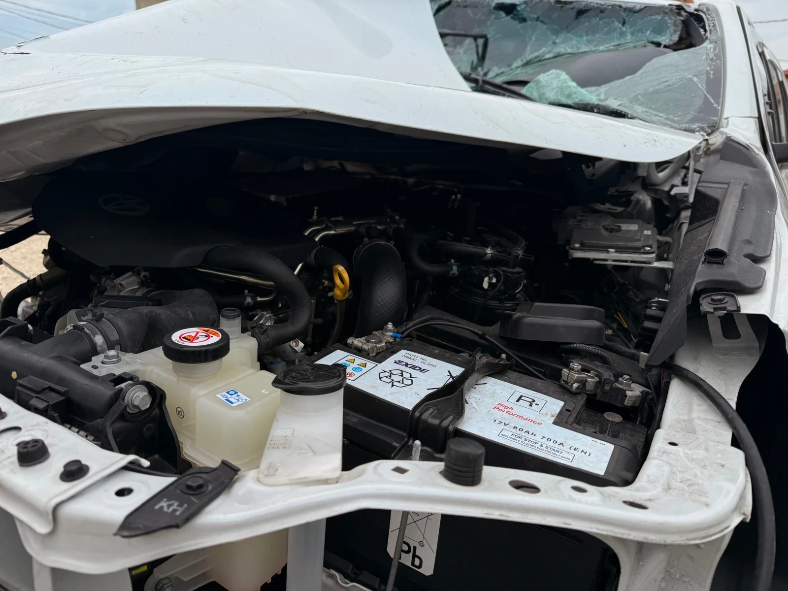 Toyota Hilux 2, 8D GR SPORT DC 4X4 | Mobile.bg   13