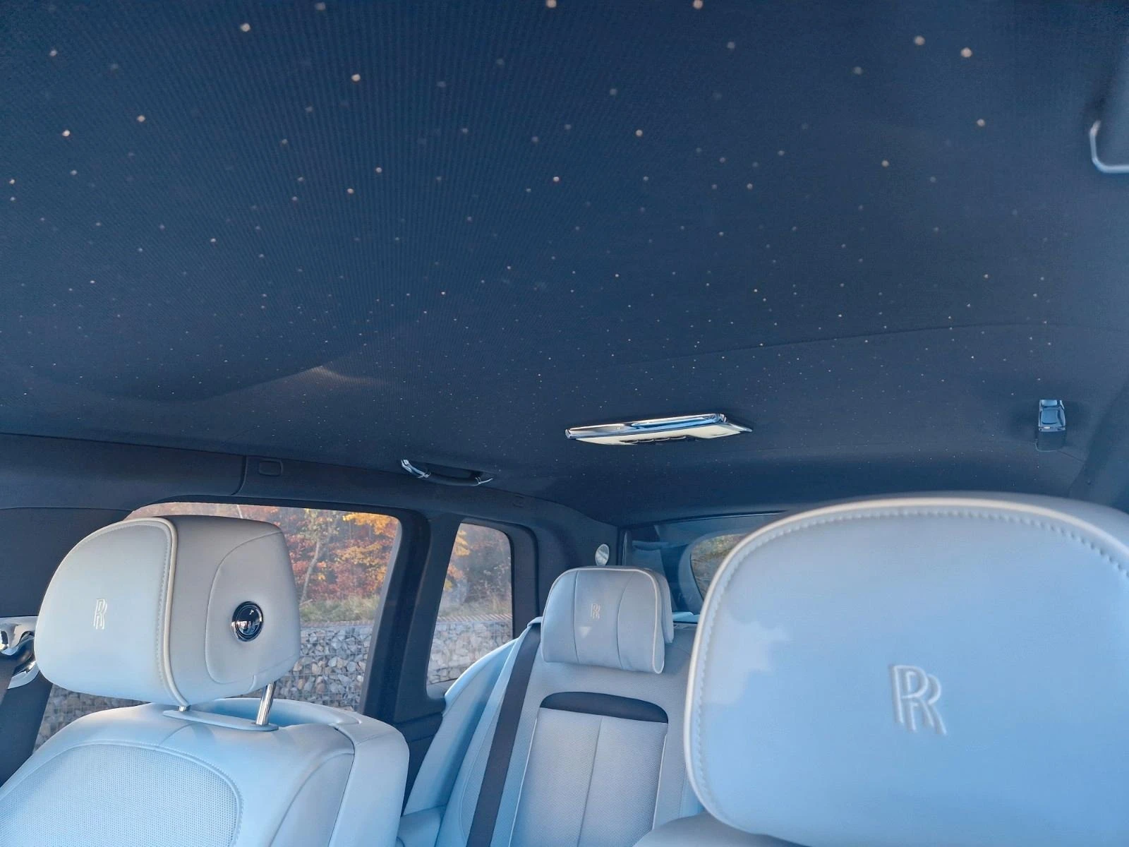 Rolls-Royce Cullinan 6.7 V12/ BESPOKE/ SHOOTING STAR/ 4-SEATS/ TV/ | Mobile.bg � ����������� 9