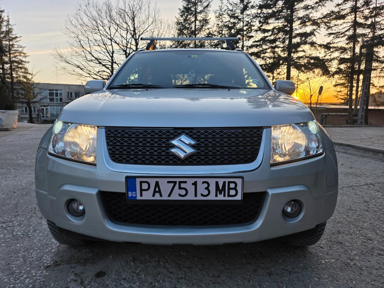 Suzuki Grand vitara 1.6i 4x4 , снимка 6 - Автомобили и джипове - 53829673