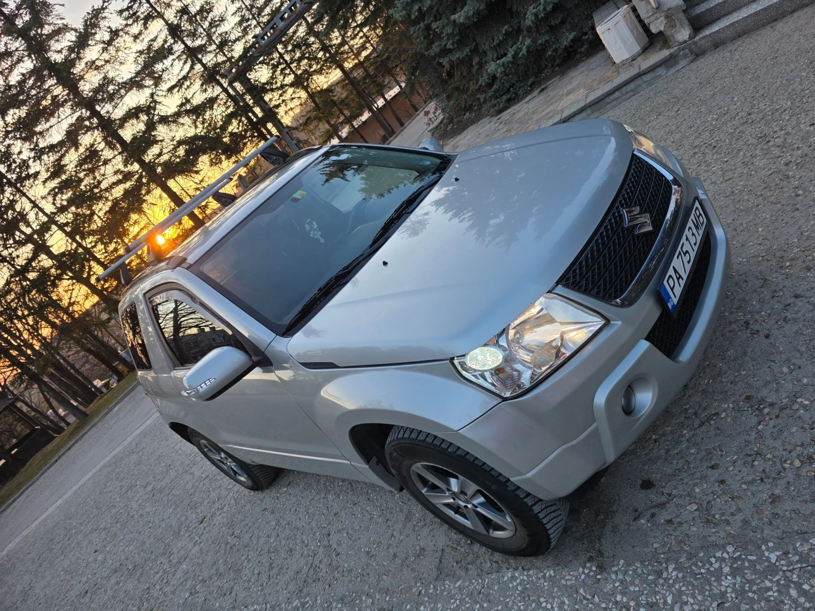 Suzuki Grand vitara 1.6i 4x4 , снимка 3 - Автомобили и джипове - 53829673