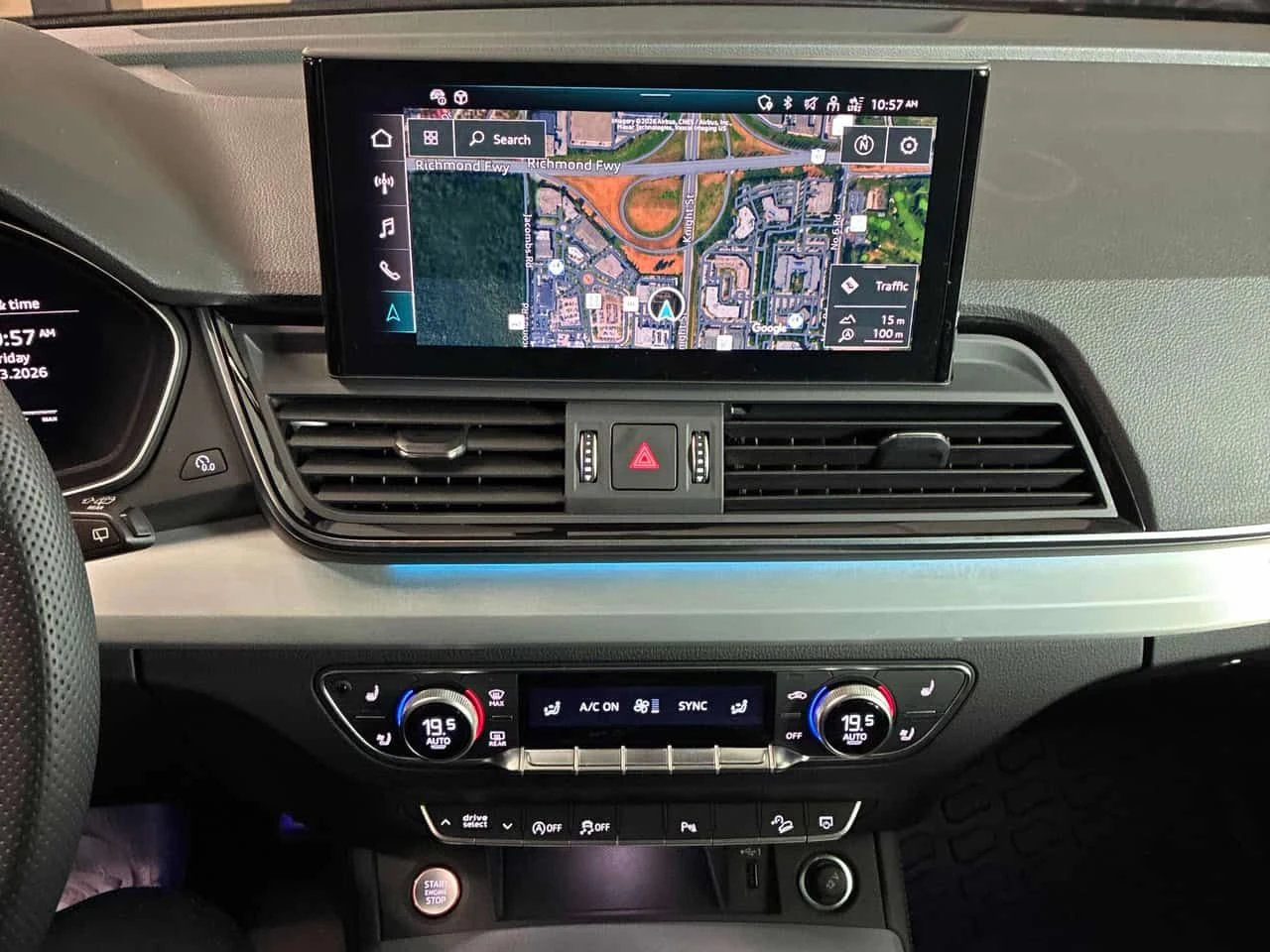 Audi SQ5 Technik/DIS/360/PANO/ПРЕДСТАВИТЕЛ НА AUDI, снимка 9 - Автомобили и джипове - 53836280