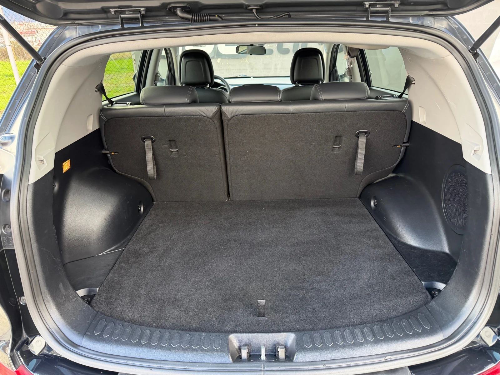 Kia Sportage 1.7CRDI 16v Facelift Led Euro5B, снимка 15 - Автомобили и джипове - 54084001