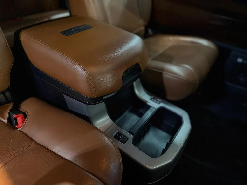 Toyota Sequoia PLATINUM* JBL* �������* ���������* ������* ������� | Mobile.bg � ����������� 12