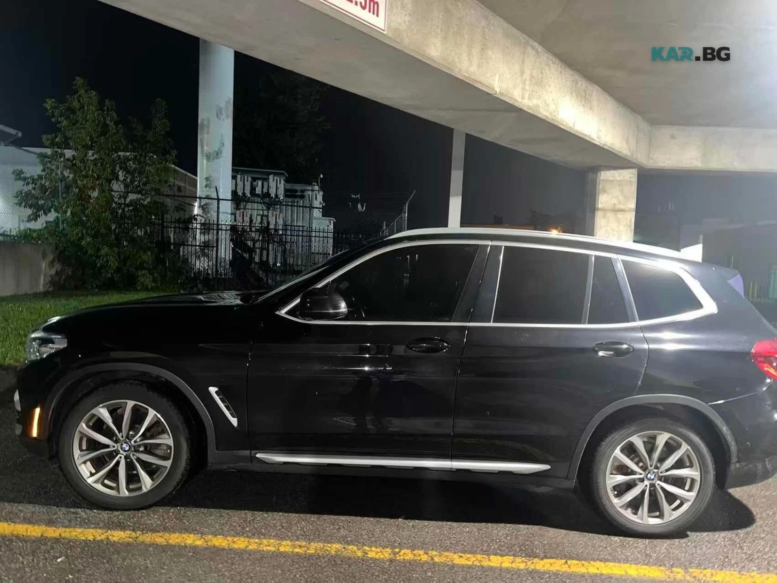 BMW X3 xDrive* АвтоКредит* (ЦЕНА ДО БГ)* , снимка 2 - Автомобили и джипове - 55984065