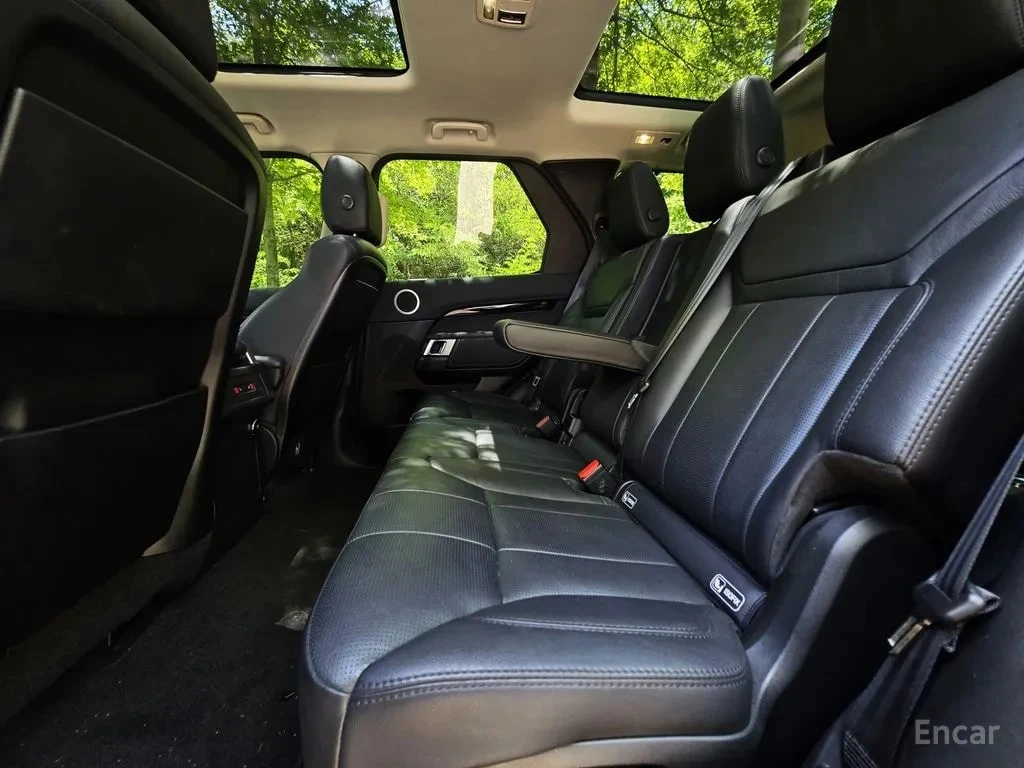 Land Rover Discovery * 3.0 SD6 SE * ФИНАНСИРАНЕ, снимка 15 - Автомобили и джипове - 56019460