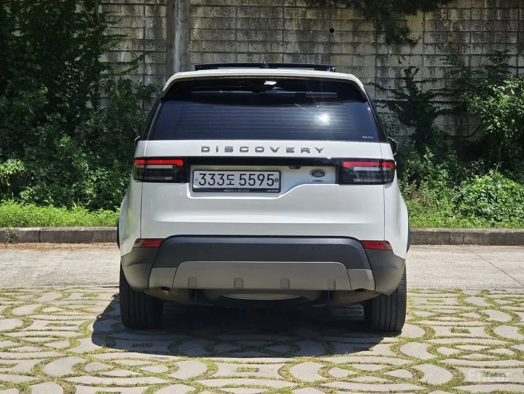 Land Rover Discovery * 3.0 SD6 SE * ФИНАНСИРАНЕ, снимка 4 - Автомобили и джипове - 56019460