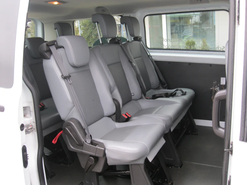 Ford Transit Custom, снимка 13 - Бусове и автобуси - 53455511