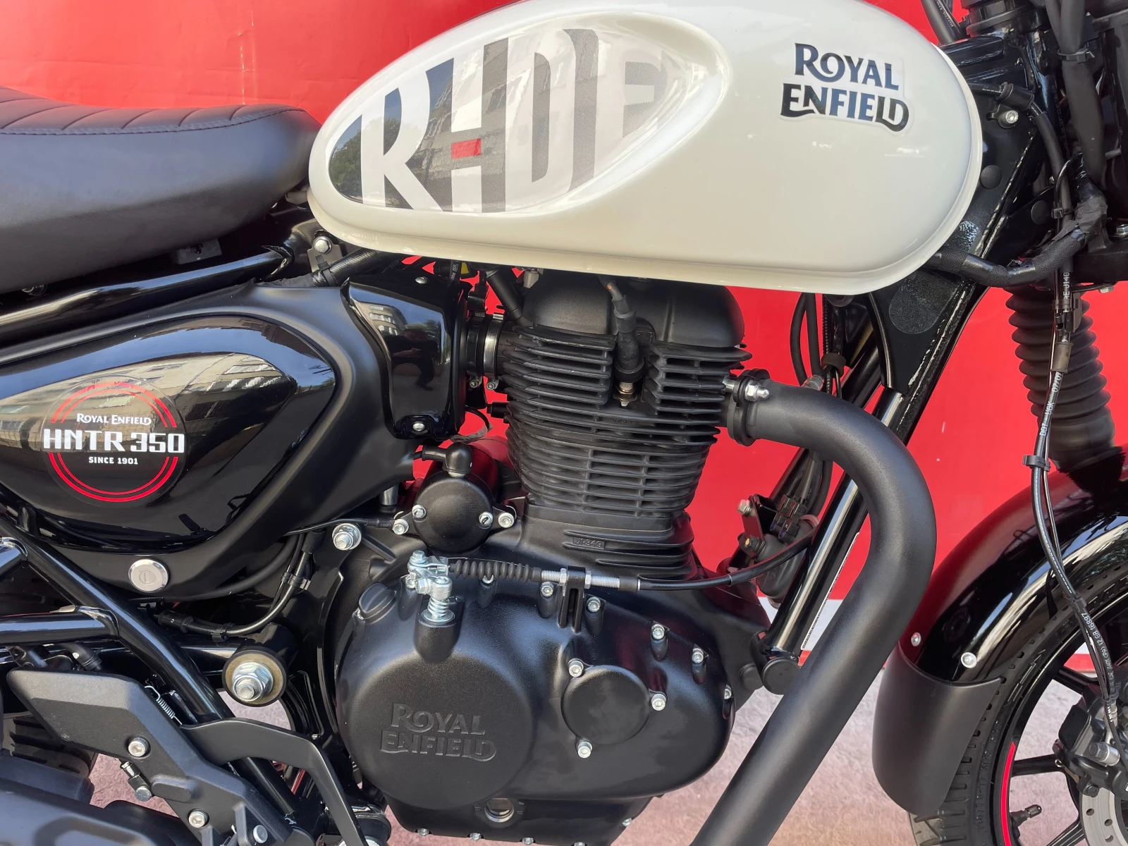 Royal Enfield Classic 350 HNTR 350 ABS LIZING - изображение 6