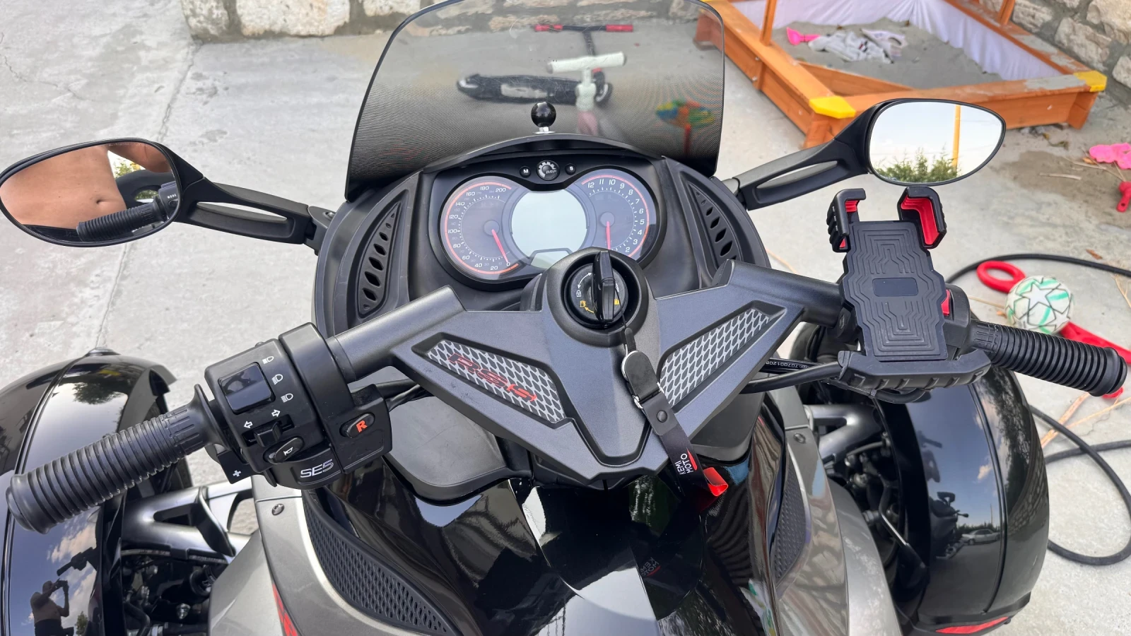 Can-Am Spyder Rss - изображение 5