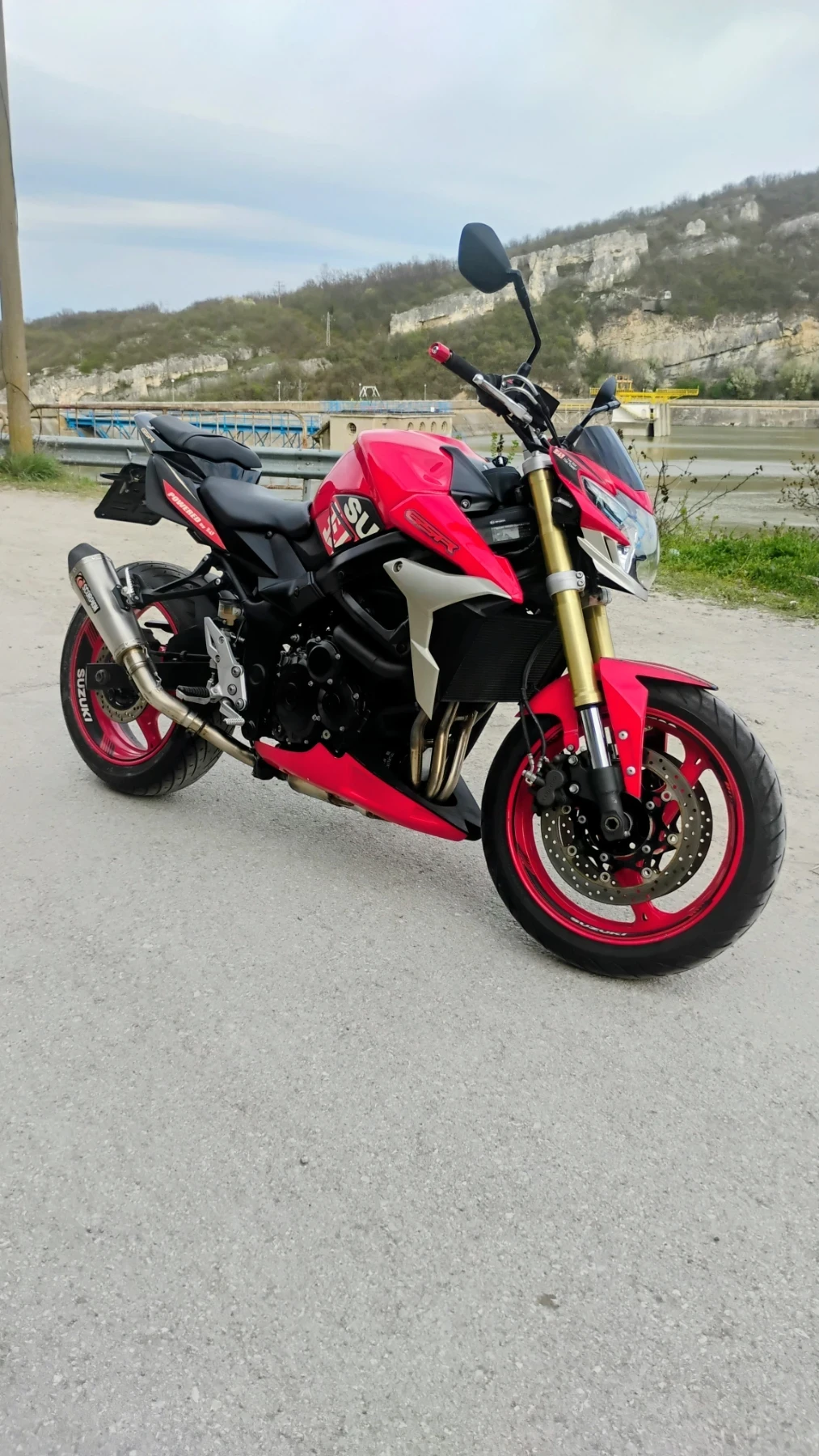 Suzuki Gsr  GSR 750, снимка 3 - Мотоциклети и мототехника - 54635002