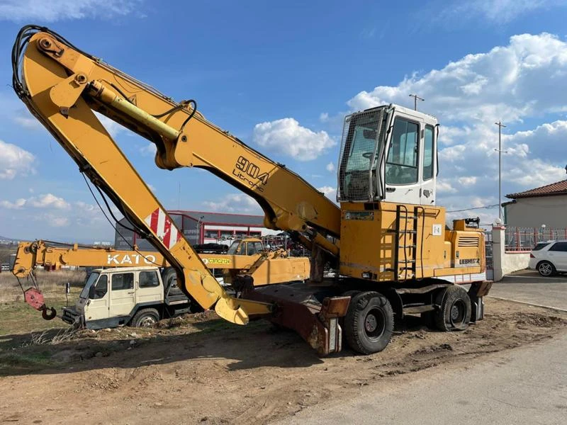 Багер Liebherr 904, снимка 1 - Индустриална техника - 38165213