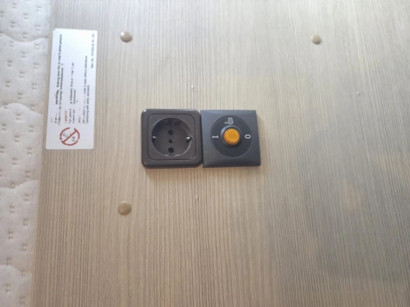 Кемпер Burstner Ixeo time it 670, снимка 14 - Каравани и кемпери - 51810361