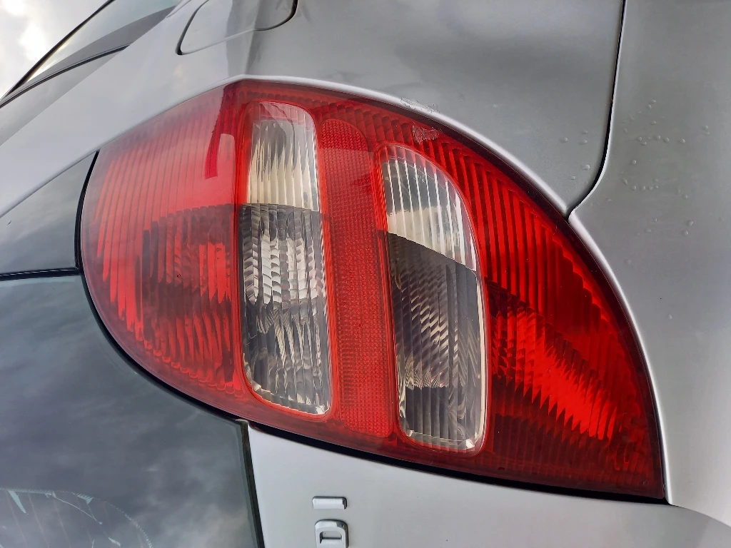 ���� ����� �������� �180 | Mobile.bg � ����������� 1