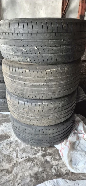 Гуми Летни 285/40R21, снимка 1
