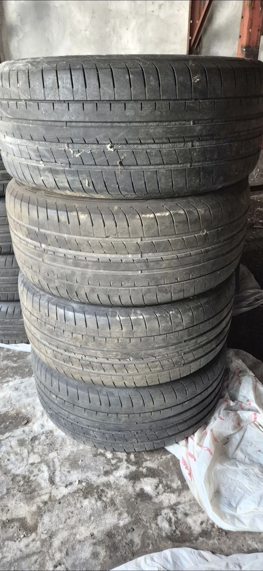 ���� 285/40R21 | Mobile.bg � ����������� 1