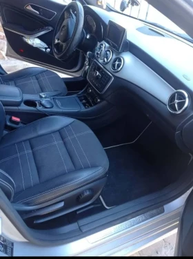 Mercedes-Benz CLA 220, снимка 9