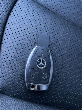 Mercedes-Benz E 220 AVANTGARDE, снимка 11 - Автомобили и джипове - 43991140