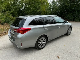     Toyota Auris 1.8 Hybrid 122. 2-. .