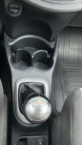 Toyota Yaris 1.3 - 8500 лв. / 4345.98 € - 18742357 5