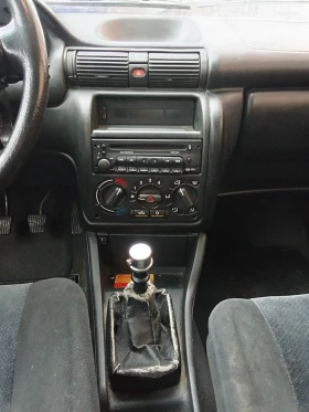 Opel Astra 1.6, снимка 8