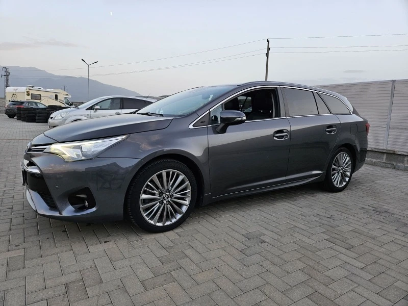 Toyota Avensis 2.0 D-4D / EXECUTIVE / TOP ! , снимка 1 - Автомобили и джипове - 38551513