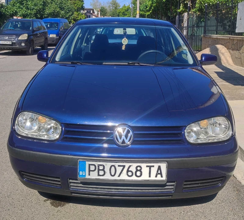 VW Golf 4, снимка 1 - Автомобили и джипове - 47572228