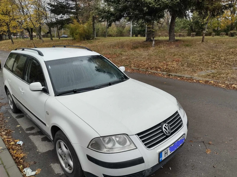 VW Passat 1.8 T, снимка 2 - Автомобили и джипове - 47242864