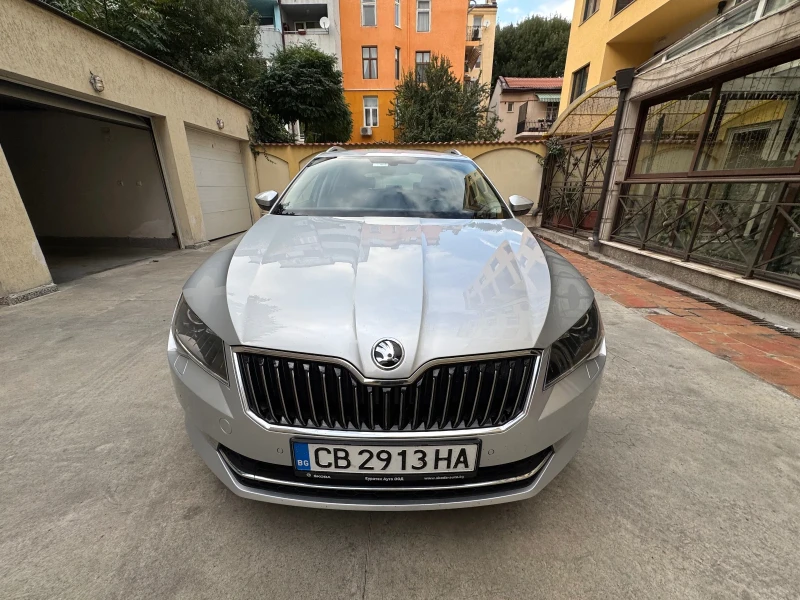 Skoda Superb 2.0 TDI, снимка 2 - Автомобили и джипове - 47400329