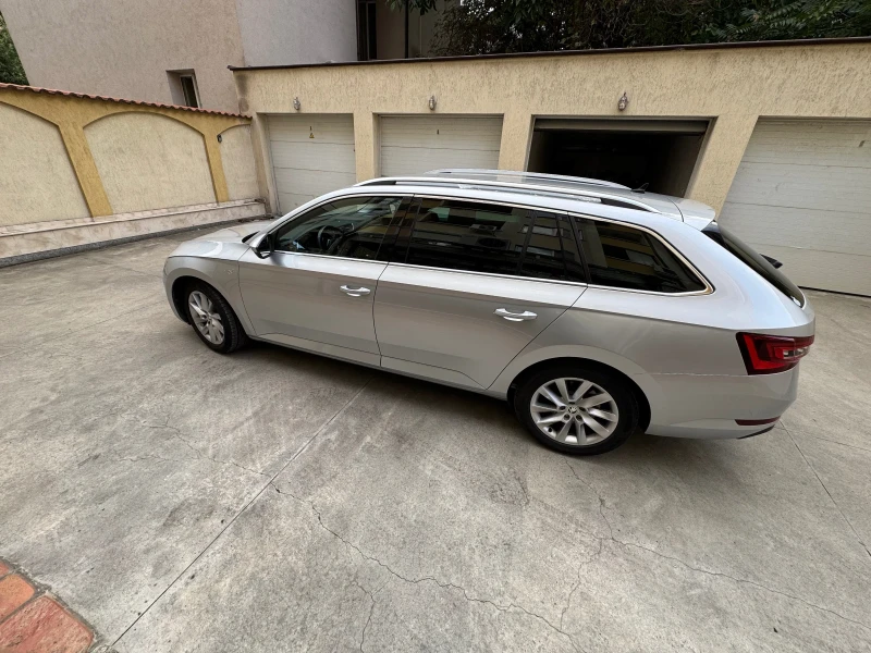 Skoda Superb 2.0 TDI, снимка 7 - Автомобили и джипове - 47400329