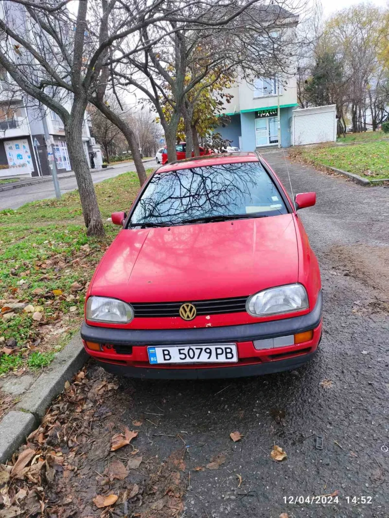 VW Golf, снимка 3 - Автомобили и джипове - 48224413