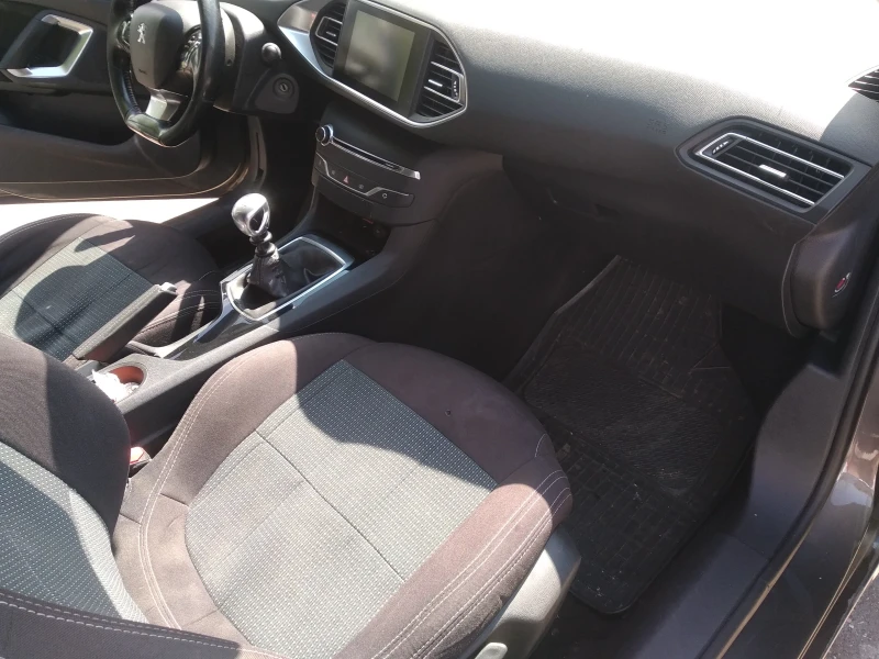 Peugeot 308 308 SW, 1.6 HDI, 120 к.с, снимка 9 - Автомобили и джипове - 52510833
