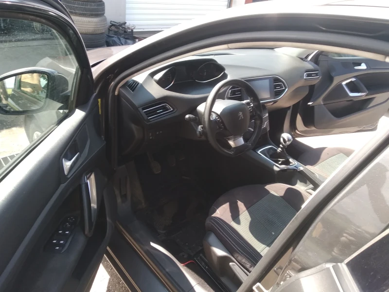 Peugeot 308 308 SW, 1.6 HDI, 120 к.с, снимка 8 - Автомобили и джипове - 52510833