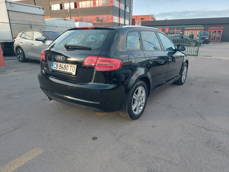 Audi A3 1.6 i* 102 к.с.* SPORTBACK*  FACELIFT, снимка 6 - Автомобили и джипове - 52076897