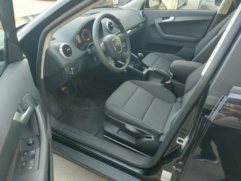Audi A3 1.6 i* 102 к.с.* SPORTBACK*  FACELIFT, снимка 7 - Автомобили и джипове - 52076897