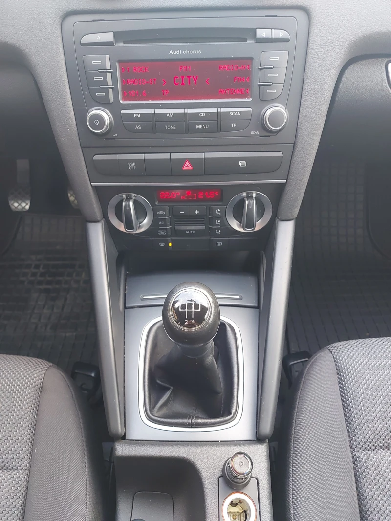 Audi A3 1.6 i* 102 к.с.* SPORTBACK*  FACELIFT, снимка 12 - Автомобили и джипове - 52076897