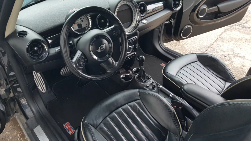 Mini Clubman Cooper D, снимка 7 - Автомобили и джипове - 52239666