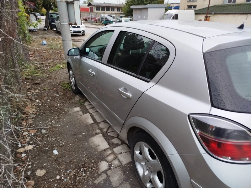 Opel Astra H Facelift , снимка 3 - Автомобили и джипове - 52291097