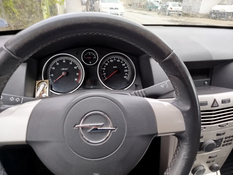 Opel Astra H Facelift , снимка 9 - Автомобили и джипове - 52291097