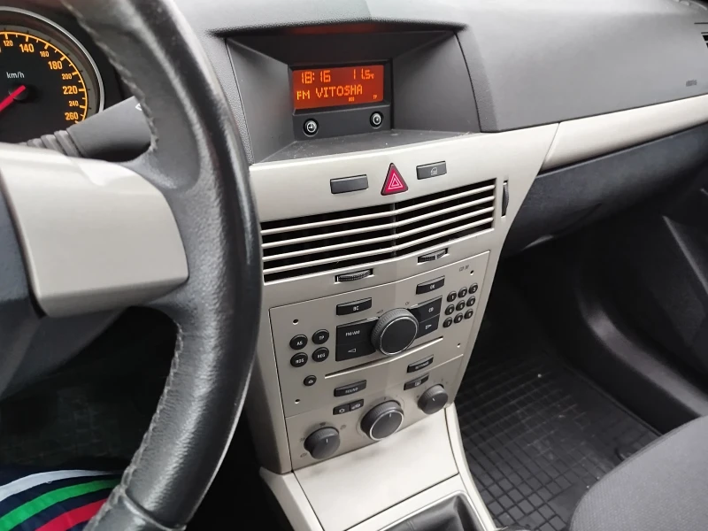 Opel Astra H Facelift , снимка 11 - Автомобили и джипове - 52291097