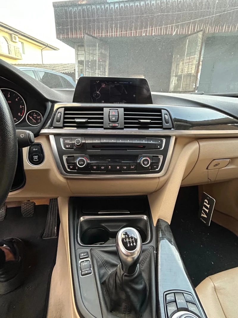 BMW 320 F31 Luxury Edition, снимка 10 - Автомобили и джипове - 52495351