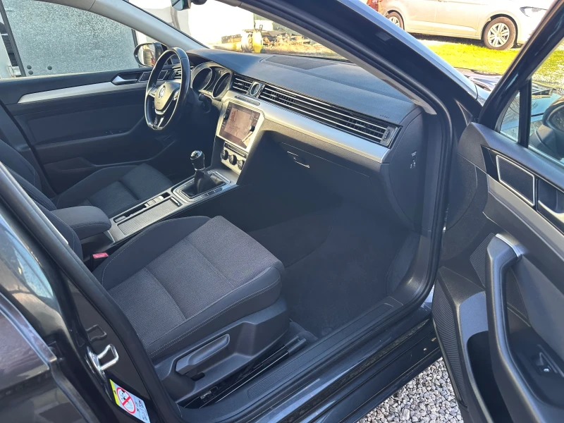 VW Passat 2.0TDI, снимка 13 - Автомобили и джипове - 52849449