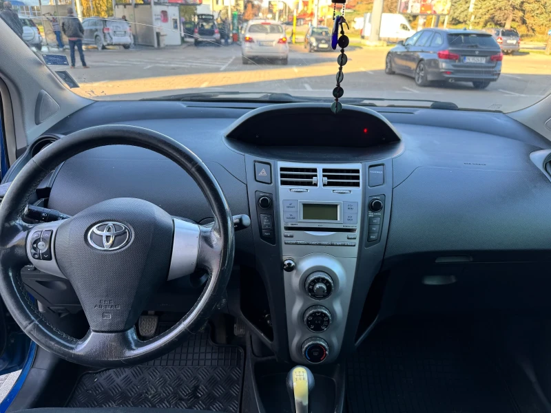 Toyota Yaris D4D, снимка 12 - Автомобили и джипове - 52889279